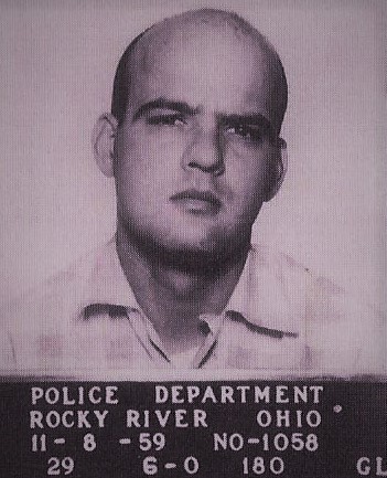 Eberling a admis avoir saigné dans la maison des Sheppard après son arrestation en 1959.
