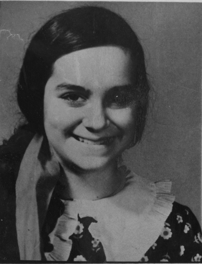 Colette Anise Wilson : Wilson, 13 ans, a disparu le 17 juin 1971, après qu'un chauffeur de bus l'ait déposée près de son domicile, au nord d'Alvin. Retrouvée en novembre. 26, 1971.