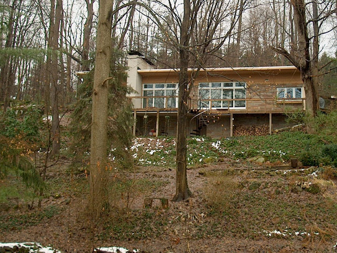 La résidence où Jeffrey Dahmer a grandi à Bath, Ohio.