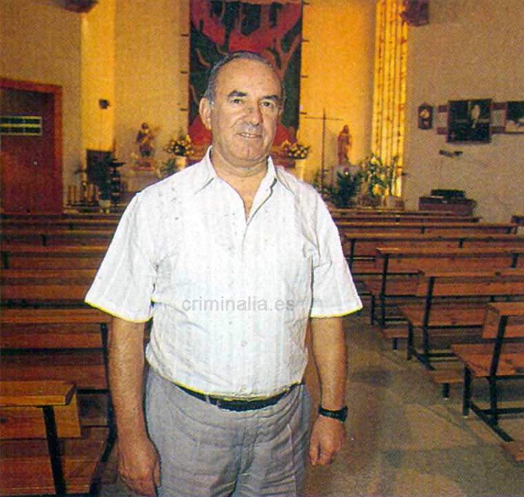 Père Félix, curé de l'église de San Isidoro, où ont eu lieu les funérailles de Rosi.