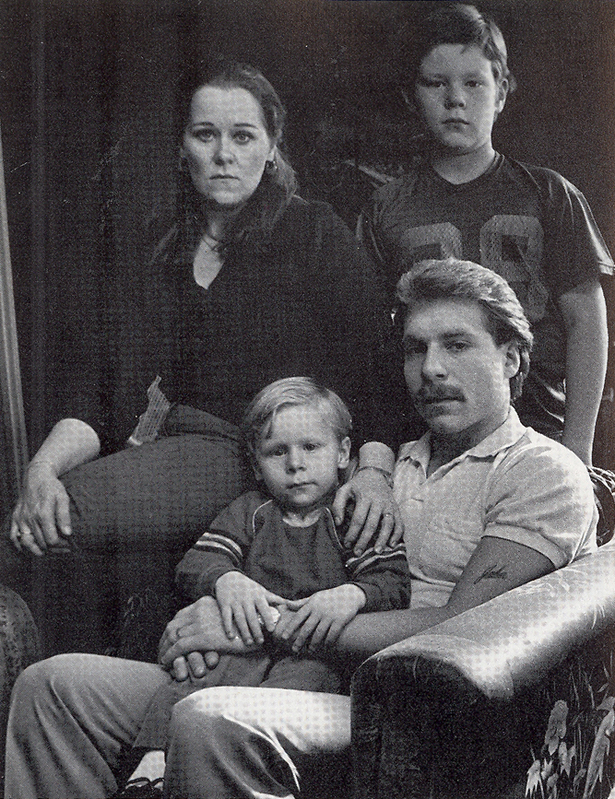 John Dobrovolskis ,sa femme et ses enfants