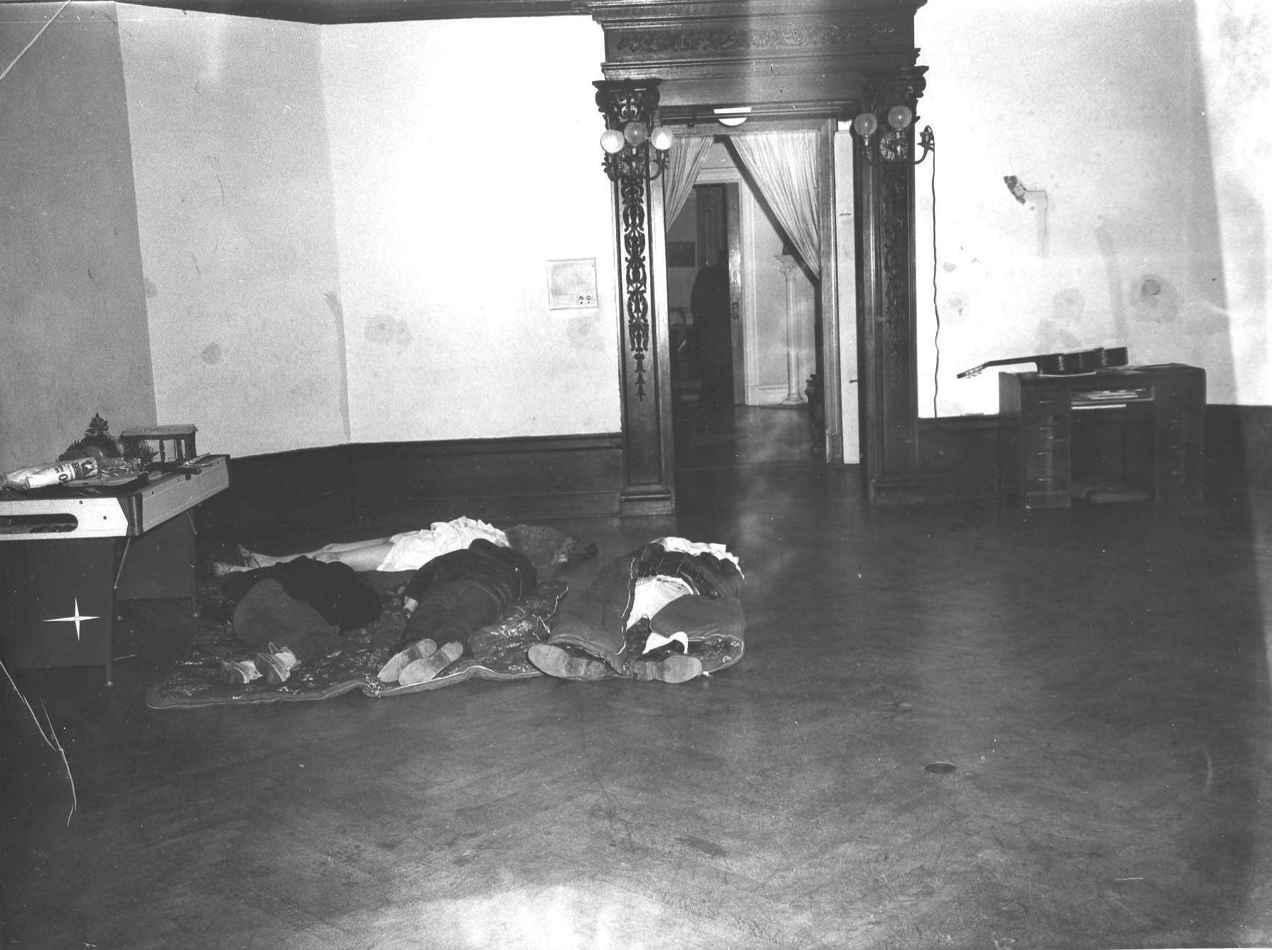 John List a laissé les corps de sa femme et de ses enfants alignés sur des sacs de couchage dans la salle de bal de leur manoir de Westfield. Avec l'aimable autorisation de la police de Westfield.