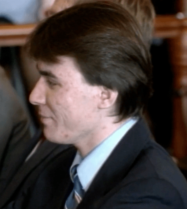 Daniel LaPlante lors de son procès en 1988 (source : Youtube - WCVB Channel 5 Boston)