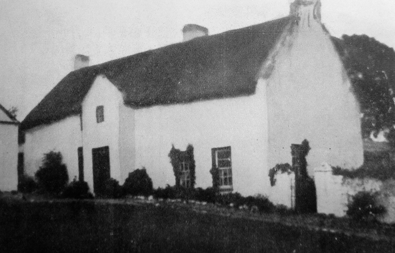 Maison de Knowehead - Vue arrière (de Dixon Donaldson, Historical Traditional and Descriptive Account of Islandmagee)